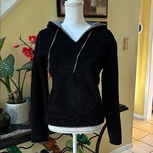 Mountain Hardwear  Women’s Black Fleece Pullover Hoodie Jacket Size Small
